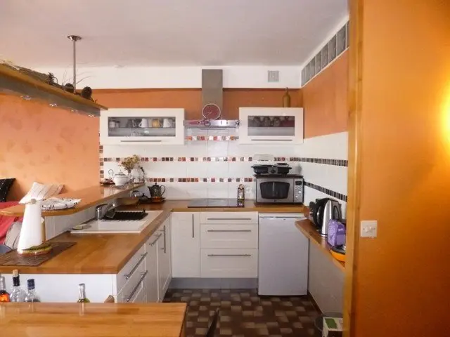 Castell Bear Residence