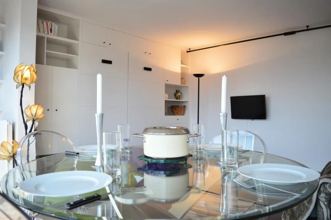 Castell Bear Residence