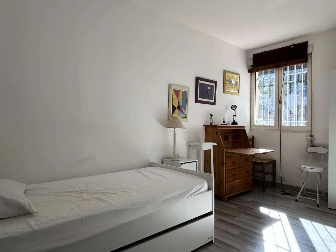 Castell Bear Residence