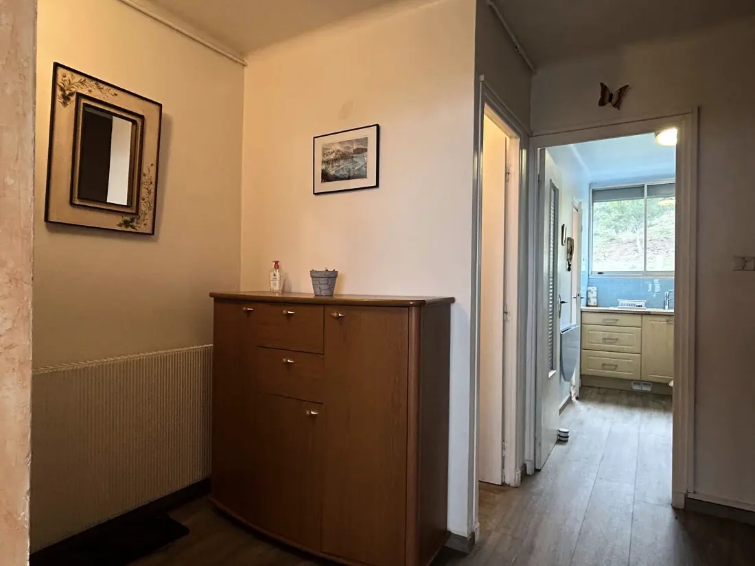 Castell Bear Residence