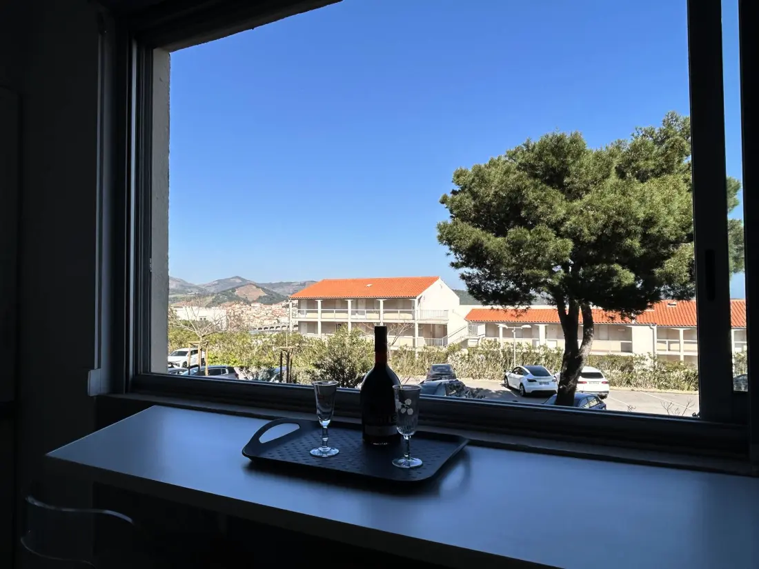 Castell Bear Residence