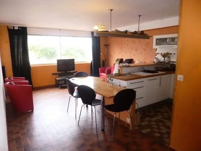 Castell Bear Residence