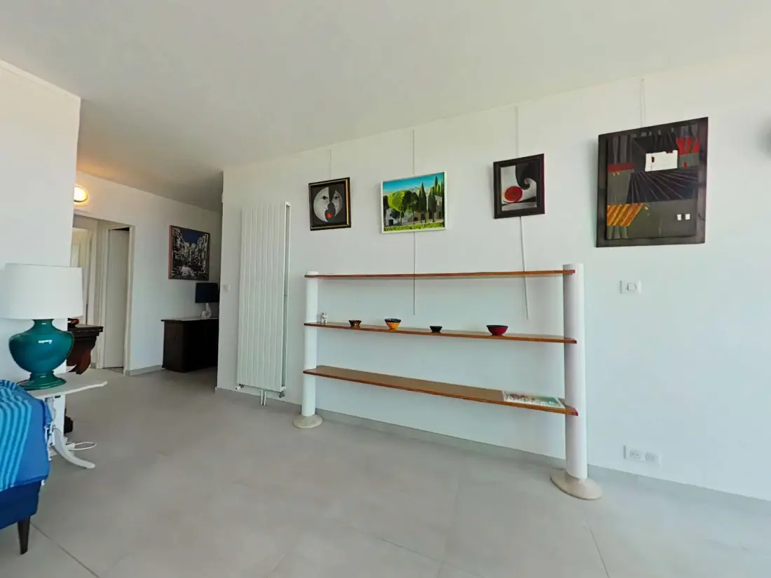 Castell Bear Residence