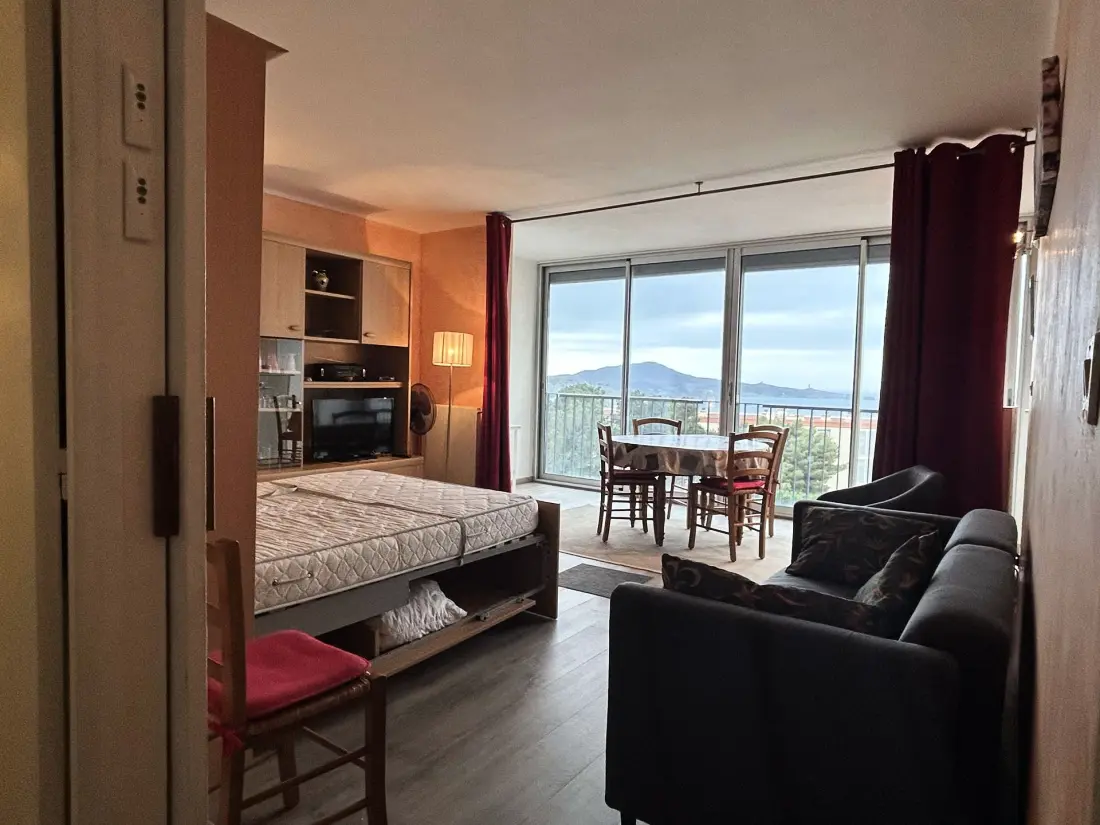 Castell Bear Residence