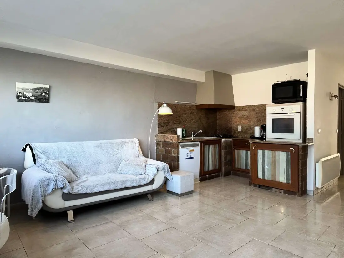 Castell Bear Residence