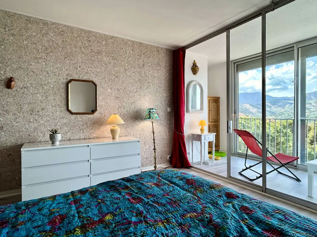 Castell Bear Residence