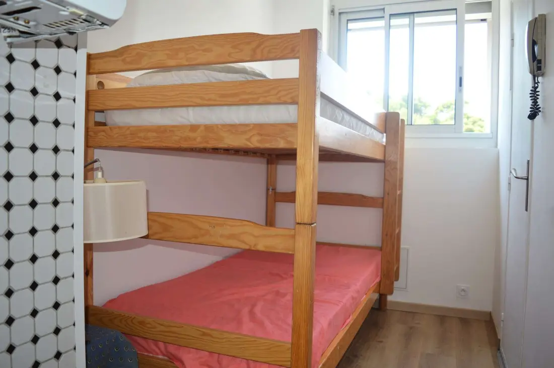 Castell Bear Residence