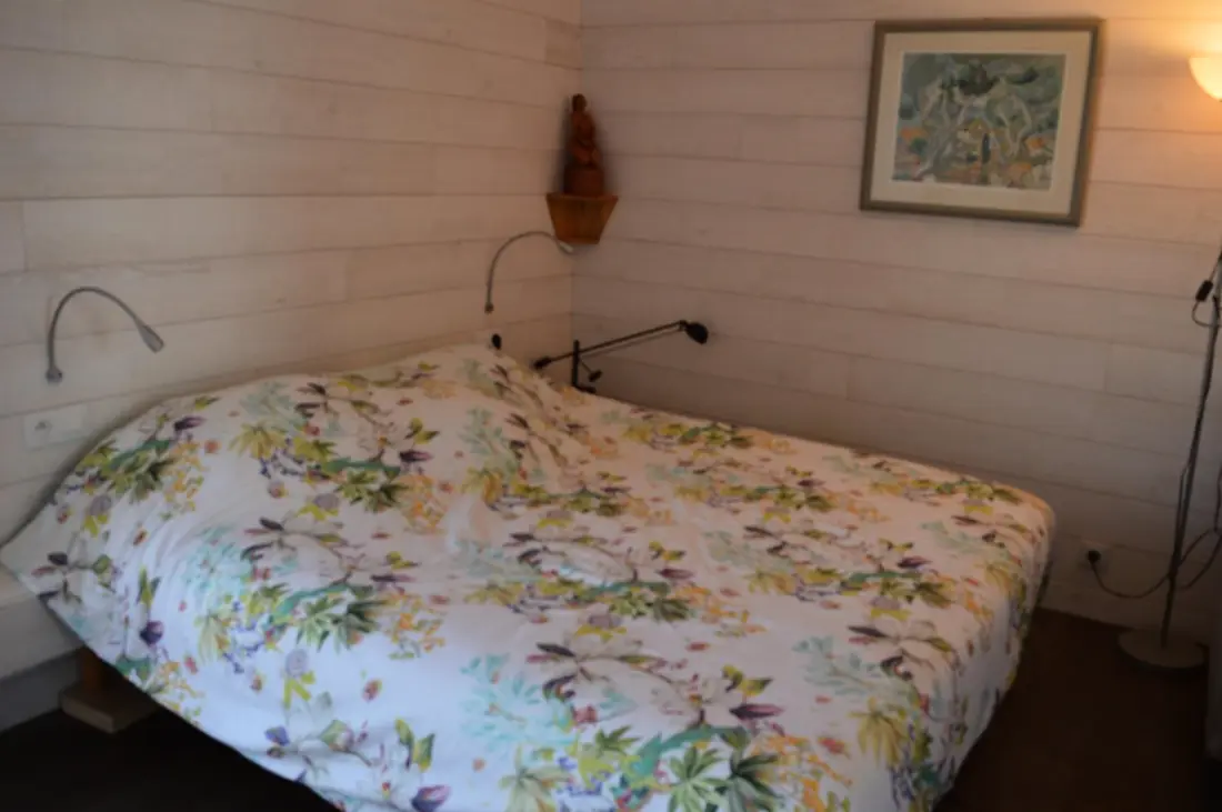 Castell Bear Residence