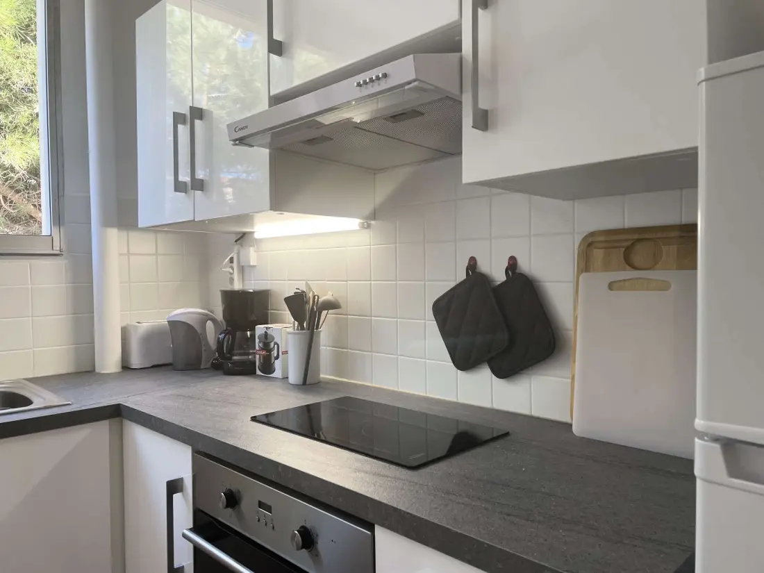 Castell Bear Residence