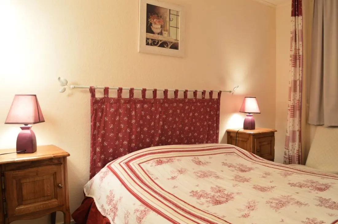 Castell Bear Residence