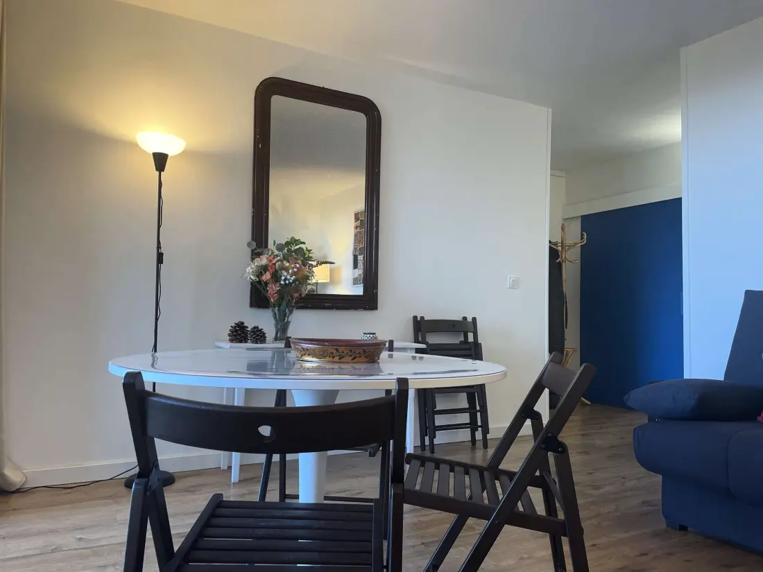 Castell Bear Residence