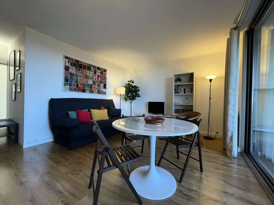 Castell Bear Residence