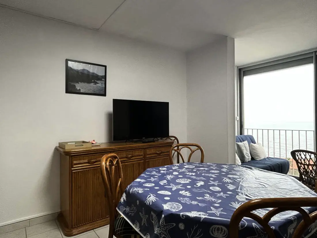 Castell Bear Residence