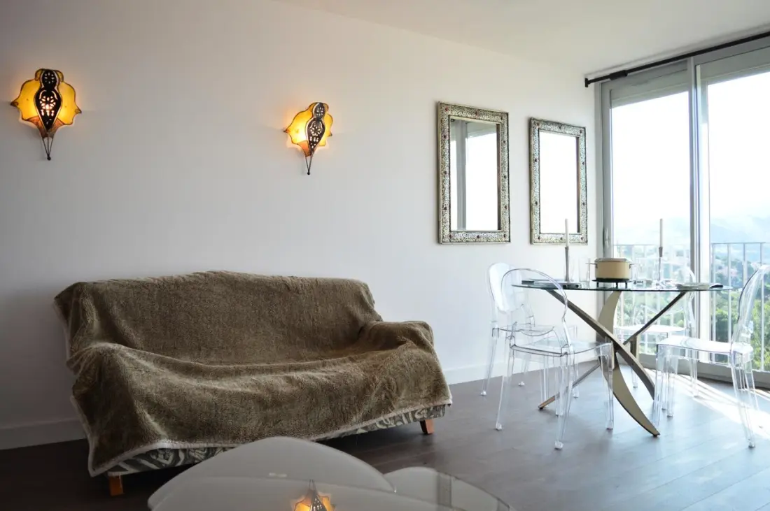 Castell Bear Residence