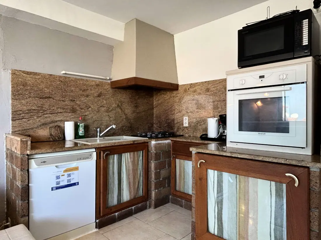 Castell Bear Residence