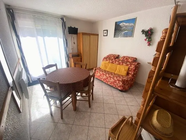 Neouvielle Residence