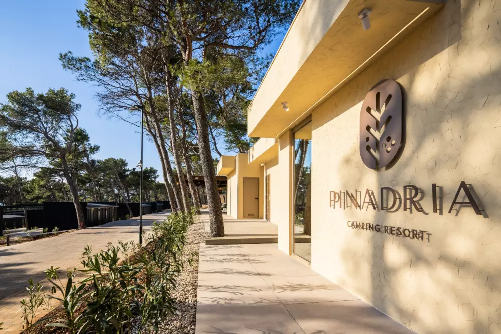 Pinadria Camping Resort 5 Estrellas★★★★★