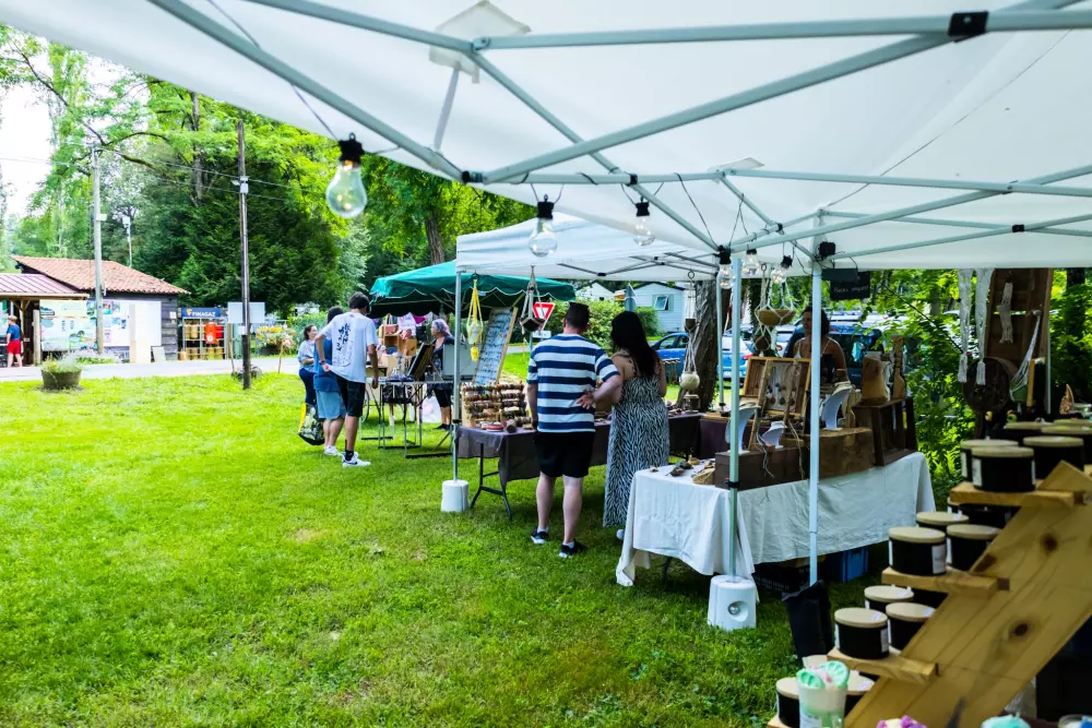 Auberoche campingplads 3 Stjerner★★★