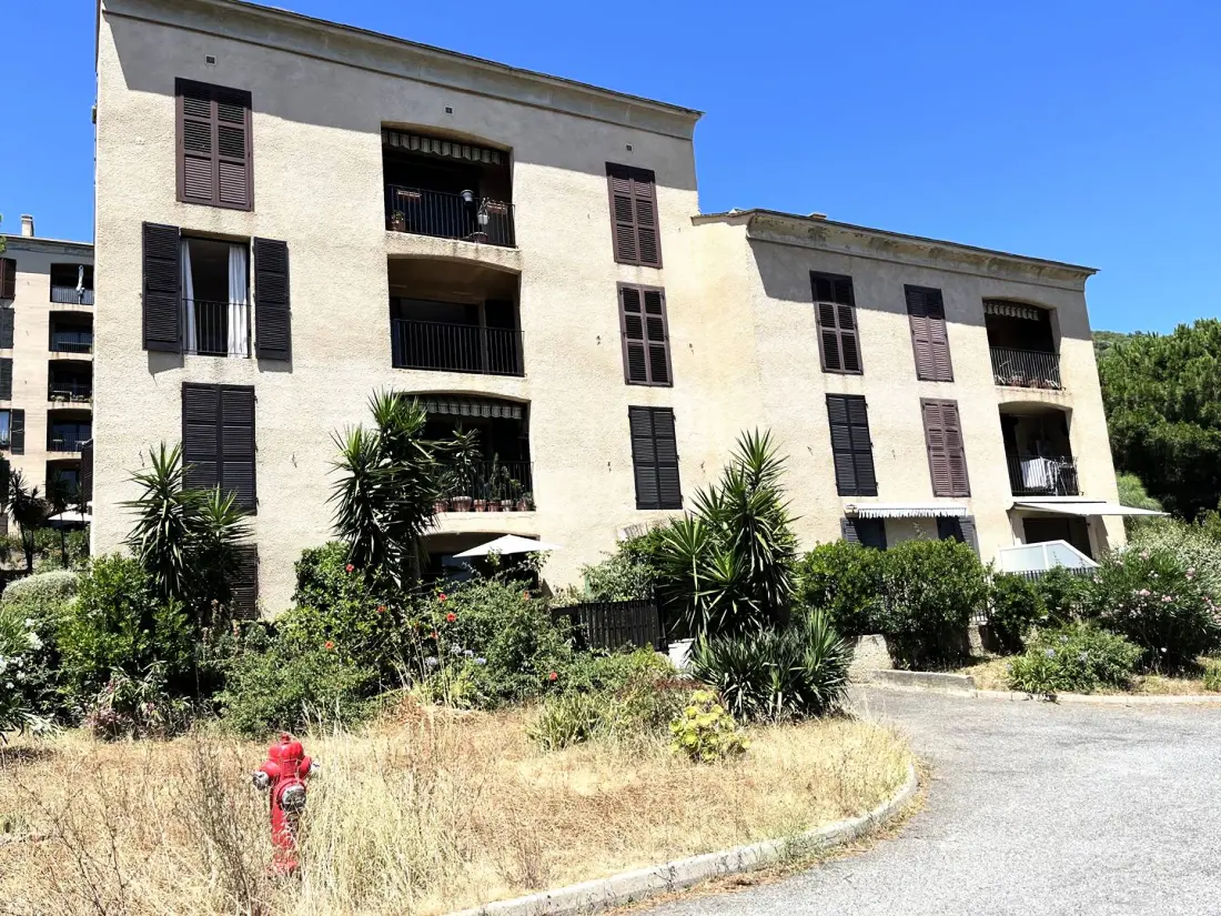 Bia100-004-bastia