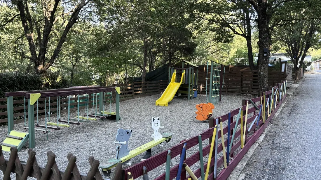 Camping Tikayan Rives du Lac de Sainte Croix3 Sterne★★★