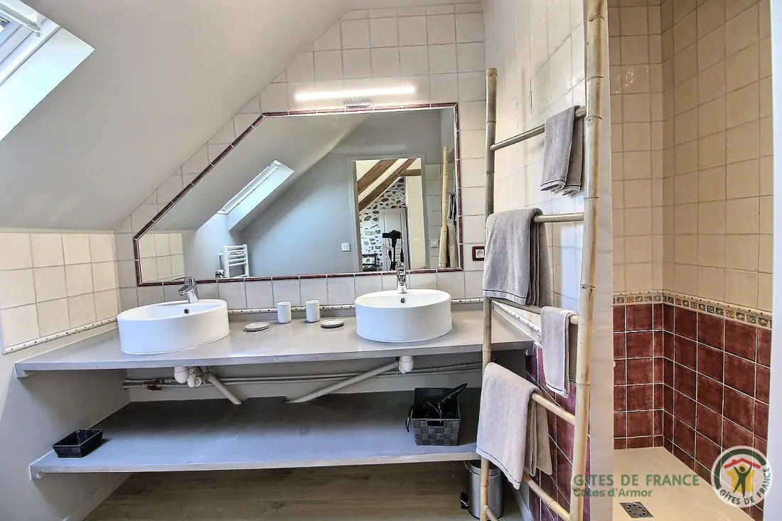 Gîte de France Die geschlossenen heiligen Frameuc 4 Ohren