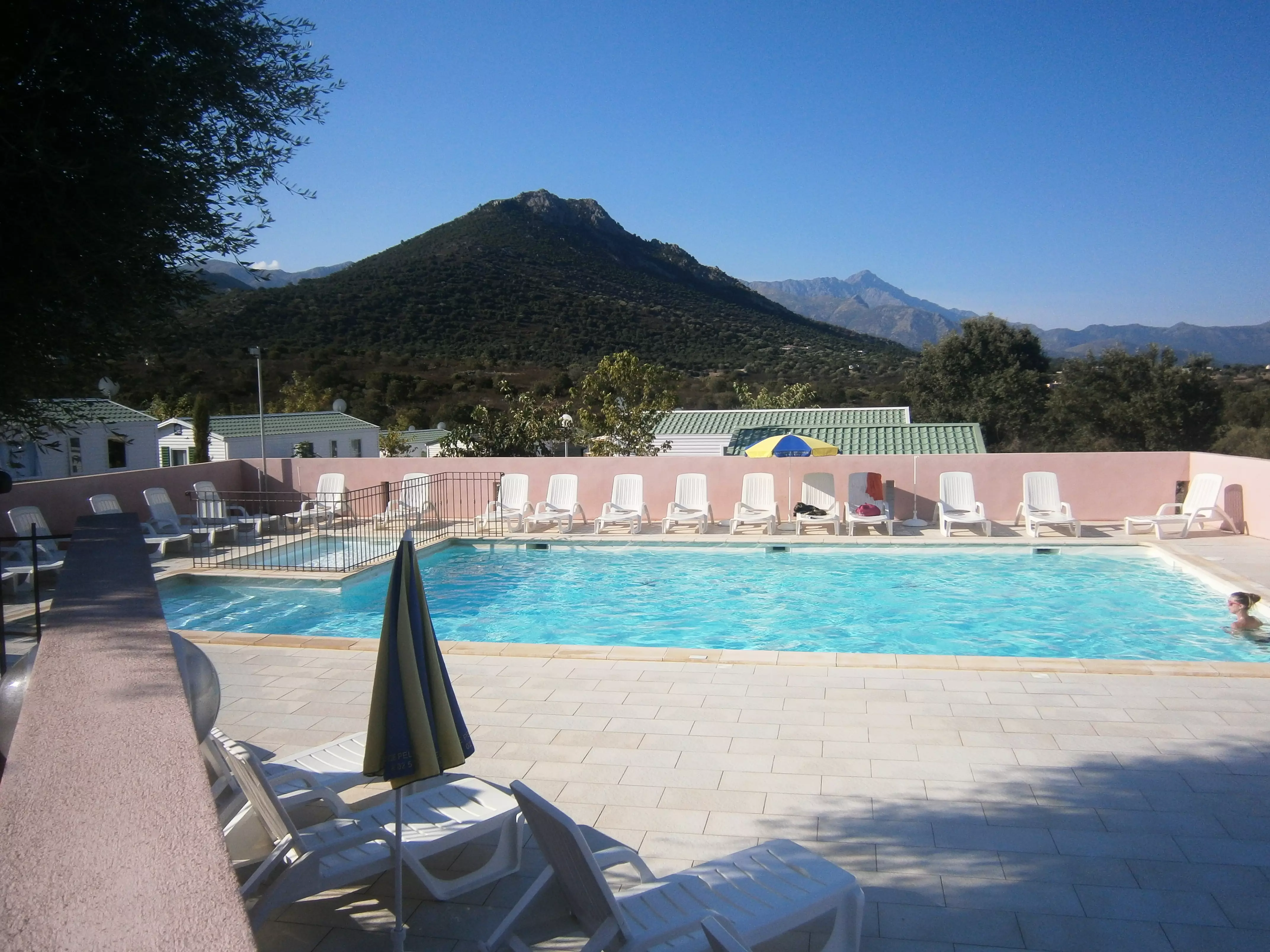 Parc Résidentiel la Listra Belgodère Córcega