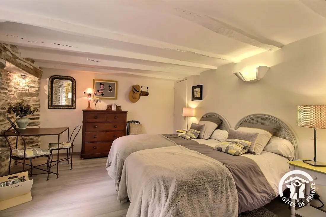 Gîte de France Naar de charme van het bos 3 aren