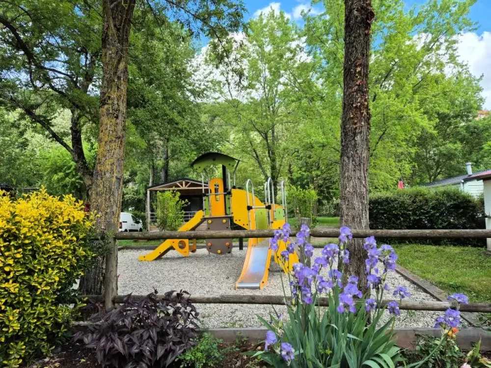 Camping Vert Lavande 3 Stars★★★