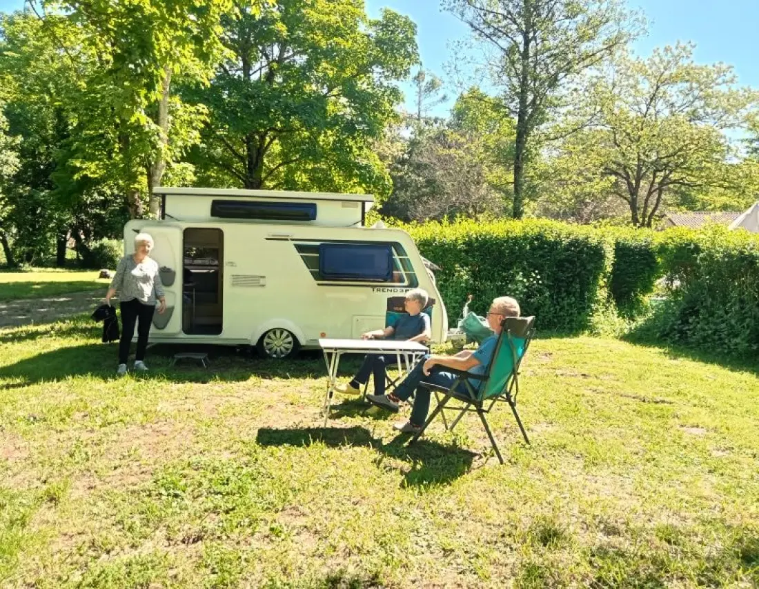 Camping Vert Lavande 3 Sterne★★★