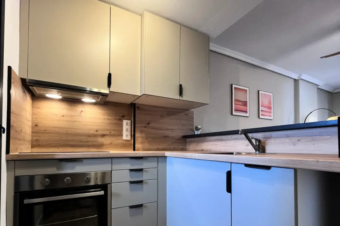 Apartman Panoramic View, úszómedence és láb Beach