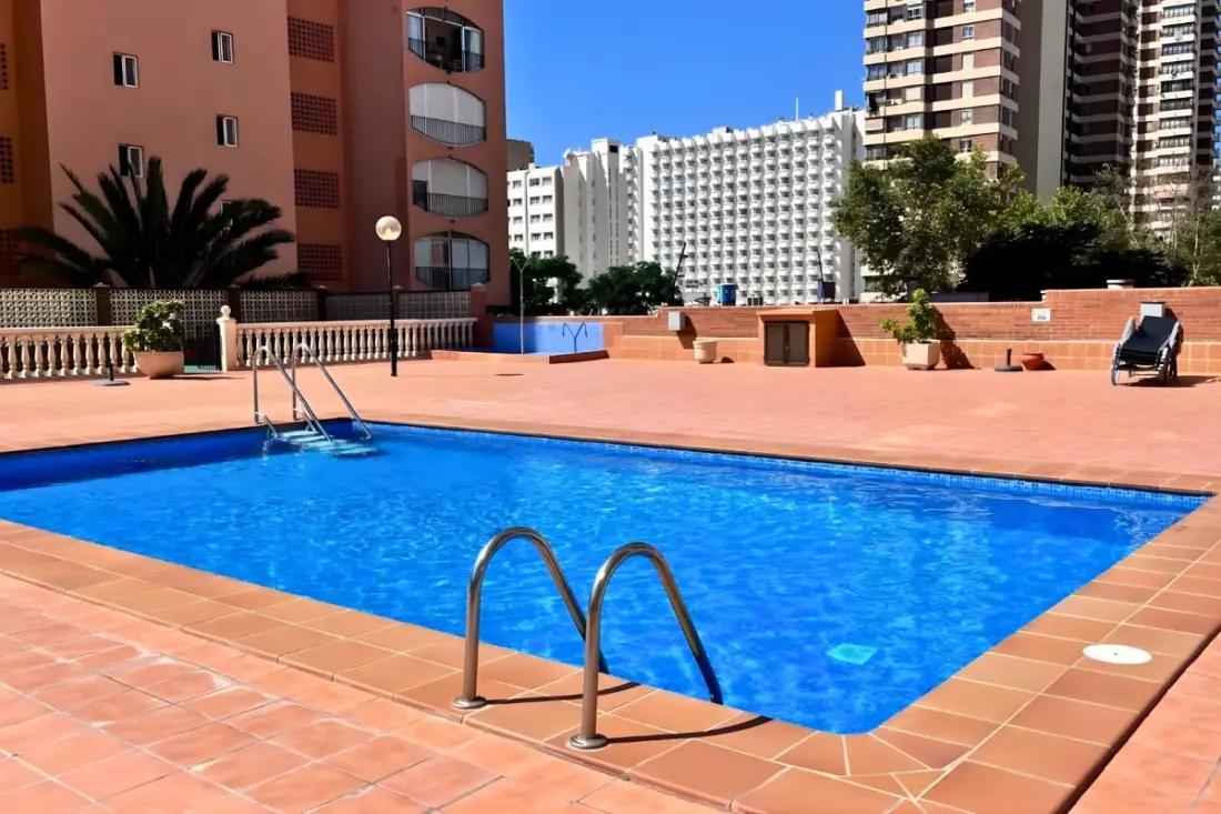Apartman design, medence, parkoló, közel a strandhoz
