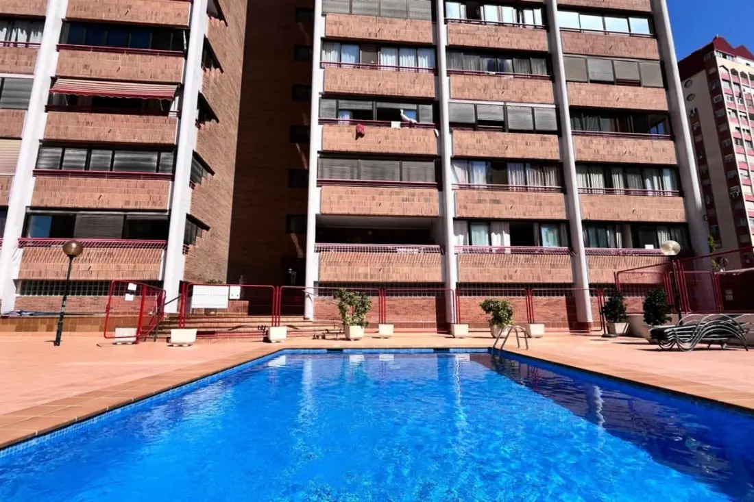 Apartman design, medence, parkoló, közel a strandhoz