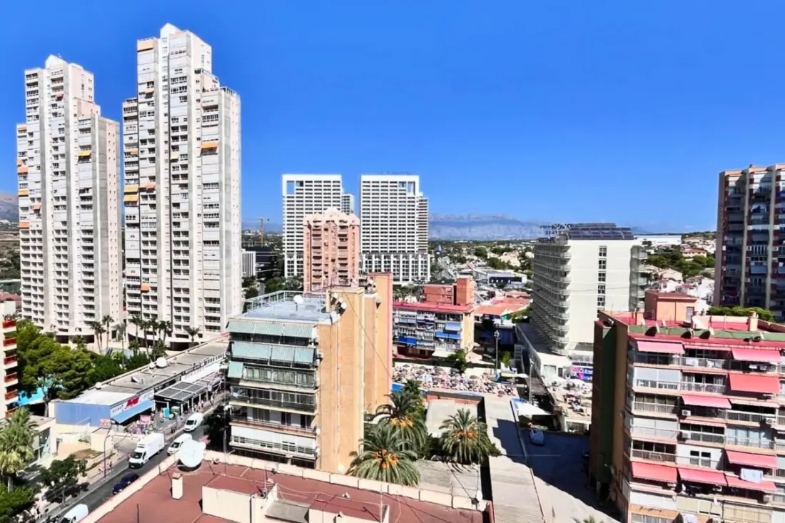 Apartman design, medence, parkoló, közel a strandhoz