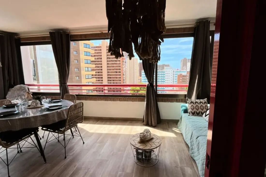 Apartman design, medence, parkoló, közel a strandhoz