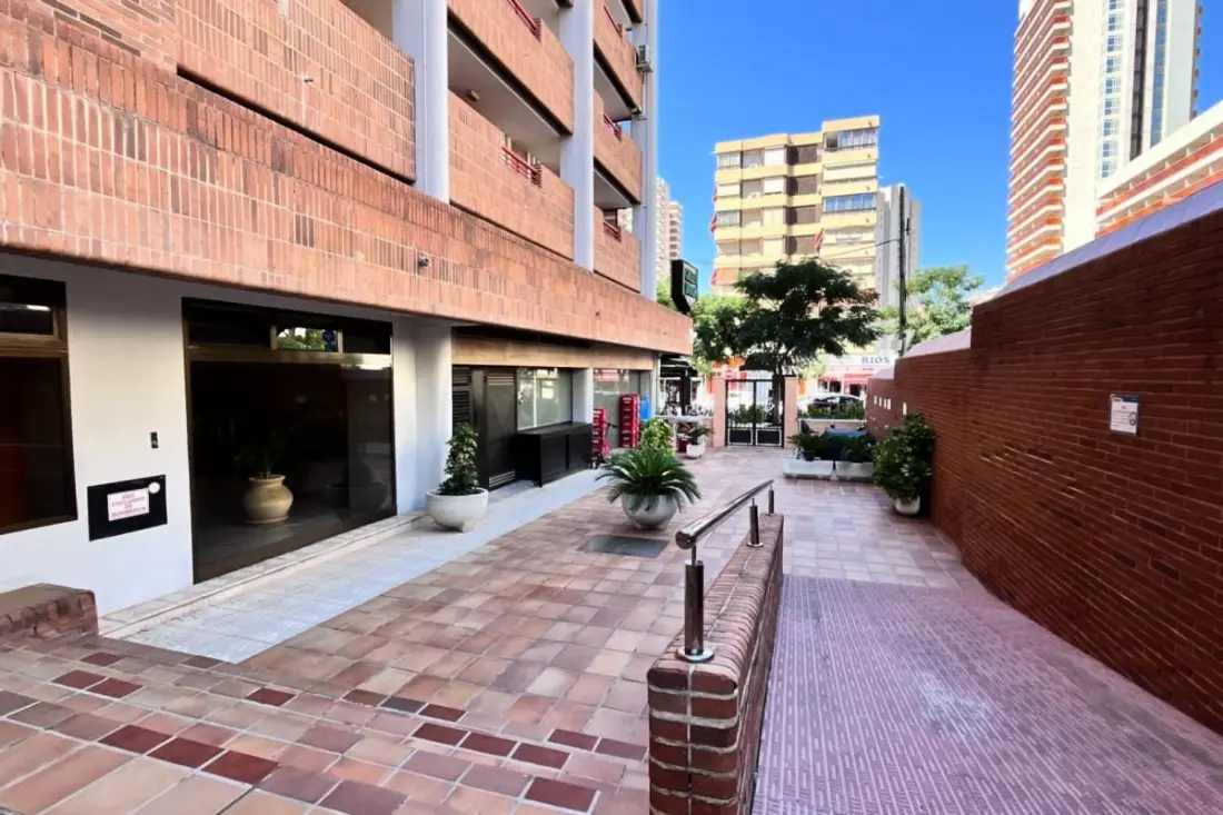 Apartman design, medence, parkoló, közel a strandhoz