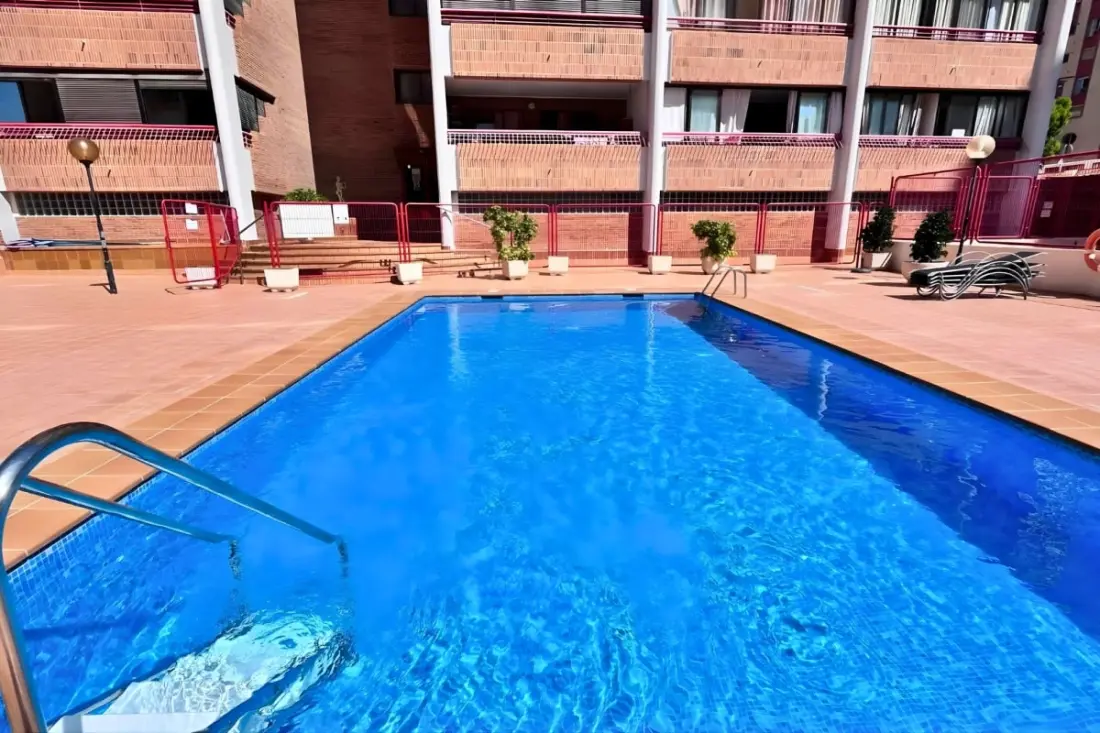 Apartman design, medence, parkoló, közel a strandhoz