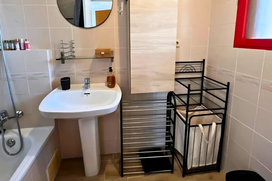 Apartman design, medence, parkoló, közel a strandhoz