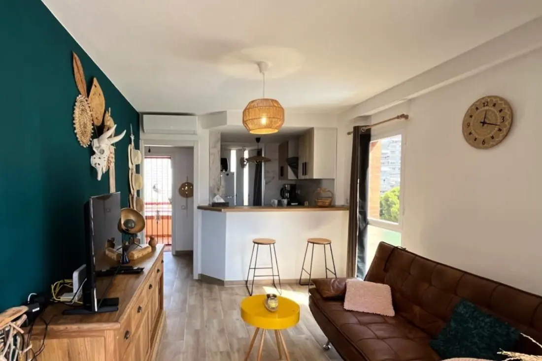 Apartman design, medence, parkoló, közel a strandhoz