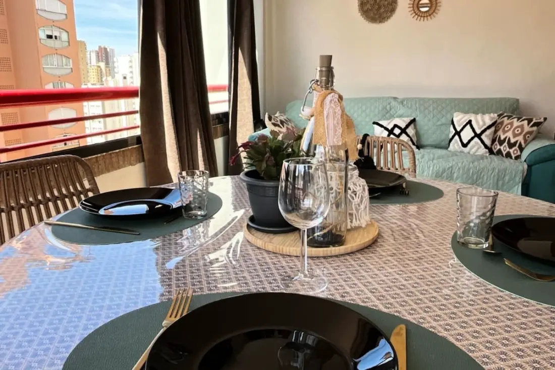 Apartman design, medence, parkoló, közel a strandhoz