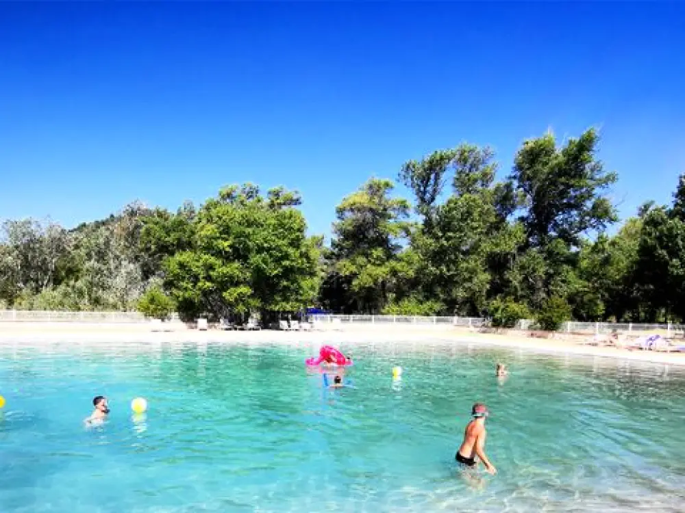 Camping Tikayan La Célestine 3 Gwiazdy★★★