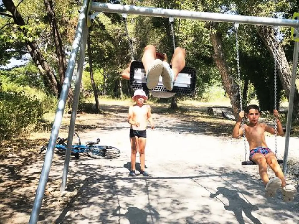 Camping Tikayan La Célestine 3 Gwiazdy★★★