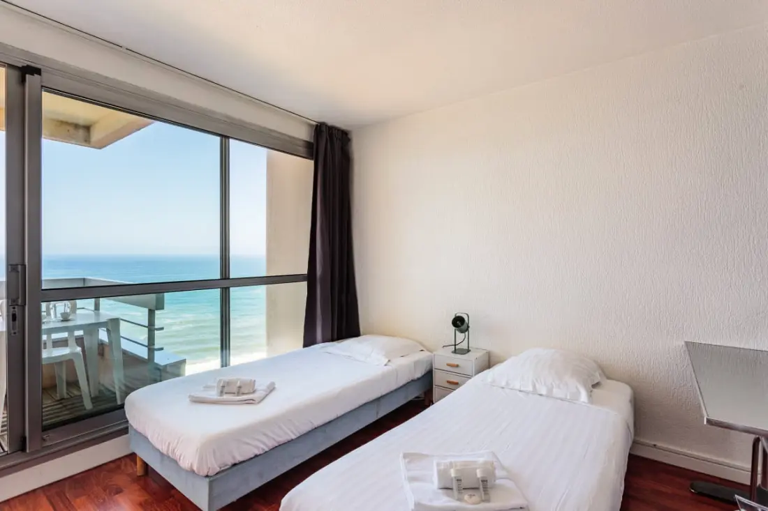Panorama Studio, Sea View -