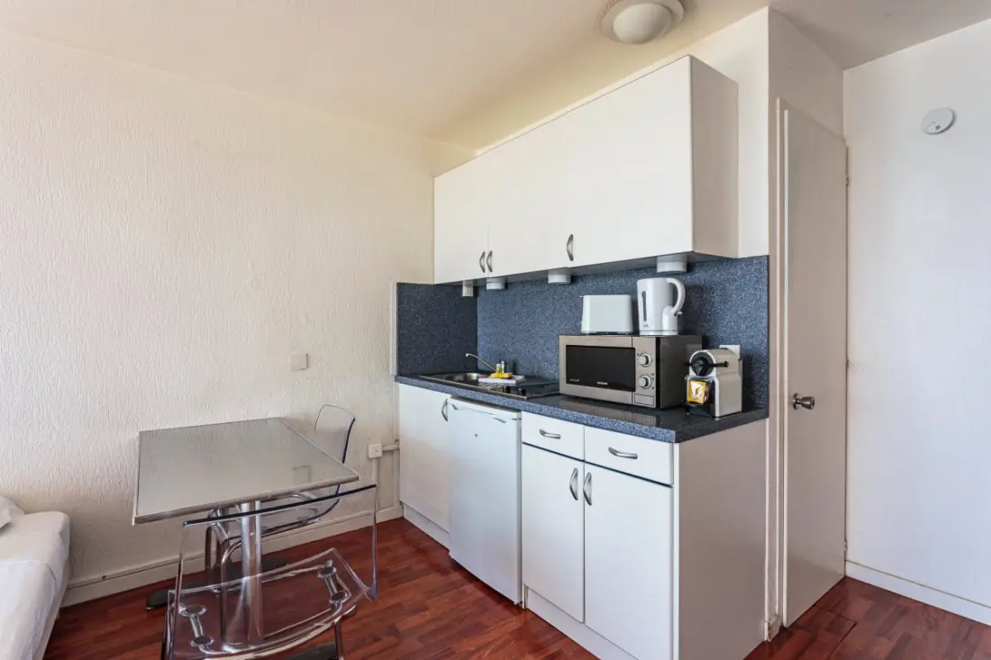 Panorama Studio, Sea View -