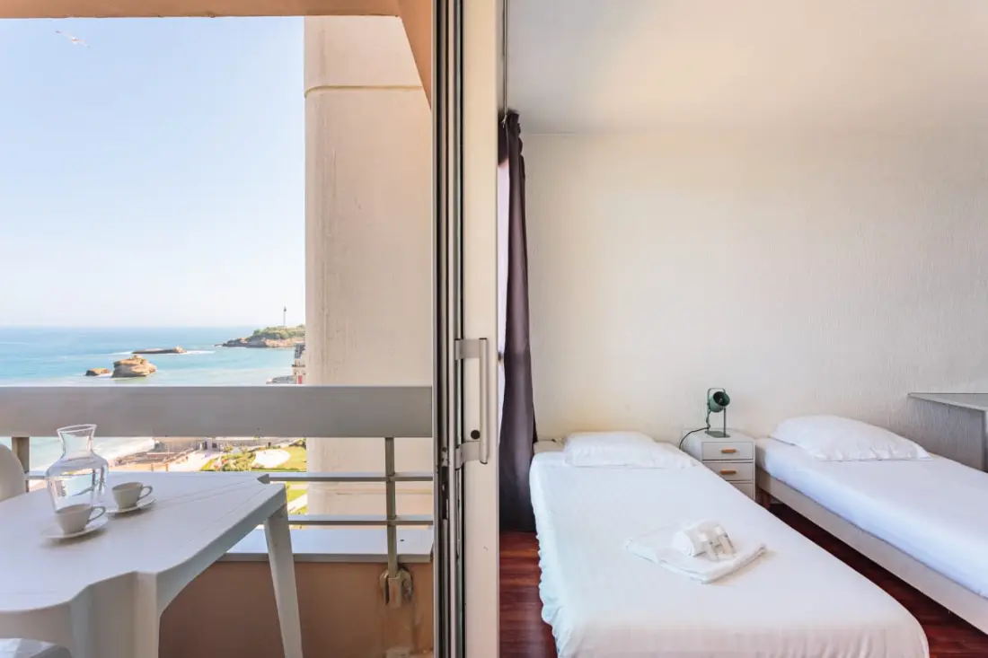 Panorama Studio, Sea View -