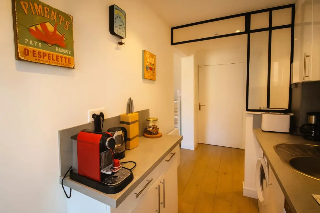 Gyönyörű Luminous Apartman Balcony és Parkolás, Közel Nagy Beach