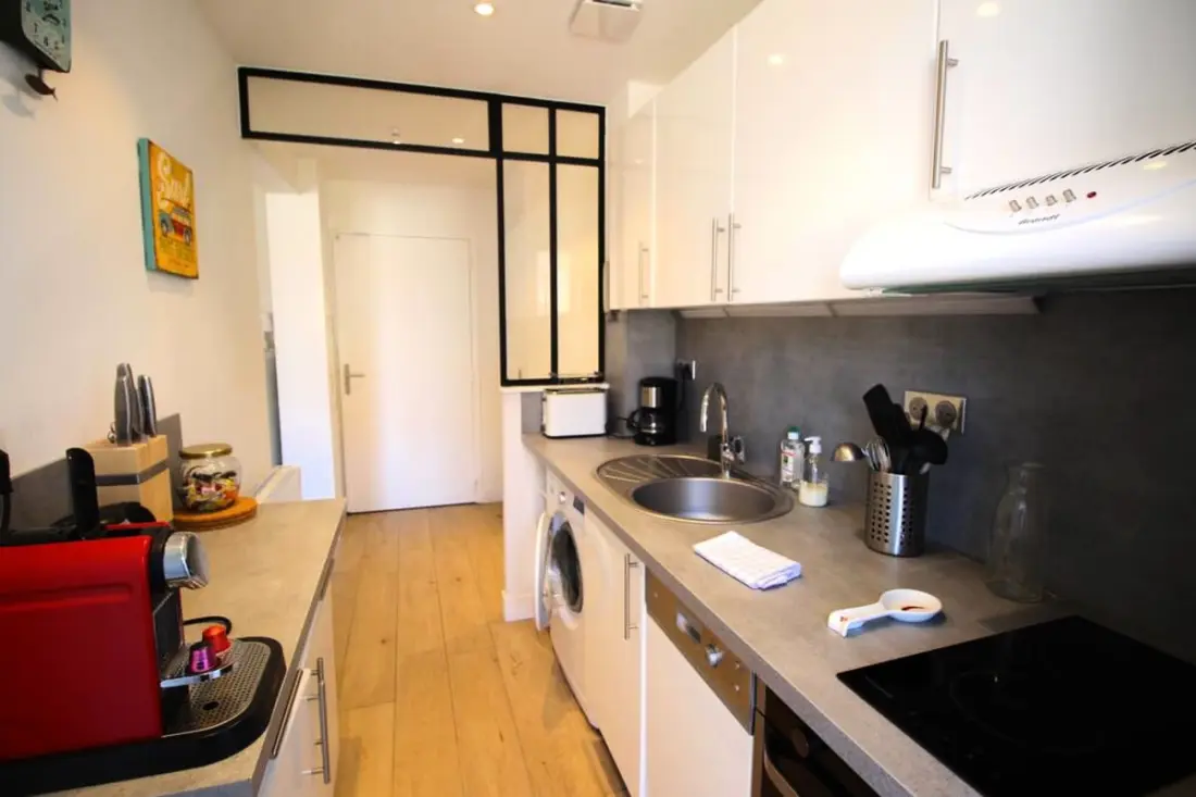 Gyönyörű Luminous Apartman Balcony és Parkolás, Közel Nagy Beach