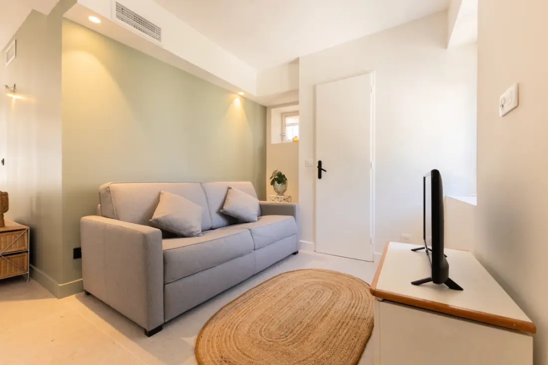 Ház Athena Air Conditioning & Full Center