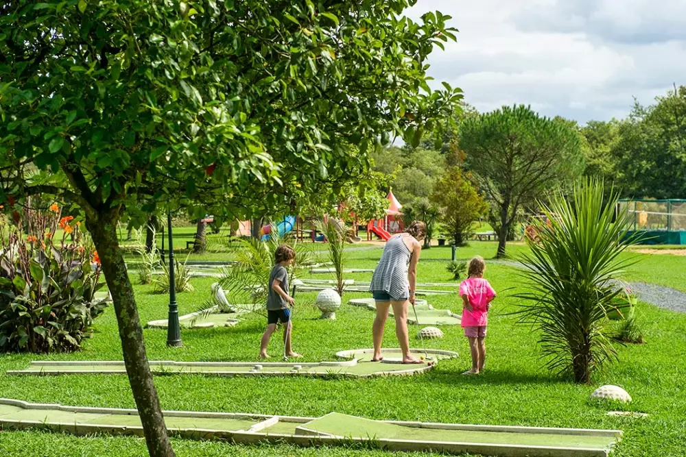 Camping Le Ruisseau des Pyrénées 51 Estrellas★