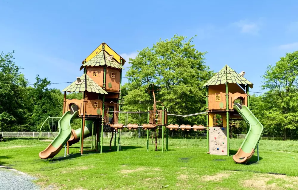 Camping Le Ruisseau des Pyrénées 51 Estrellas★