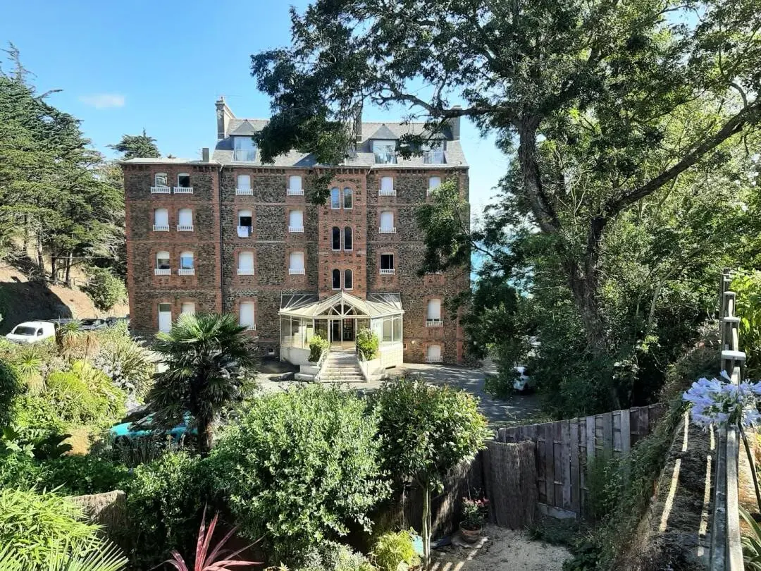 Gîte de France Le jardin de bellevue 2 épis